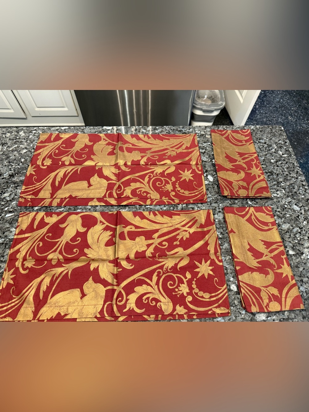 Pottery Barn Red And Gold Damask Napkins Set Of 4 Florentine Collection 20x20